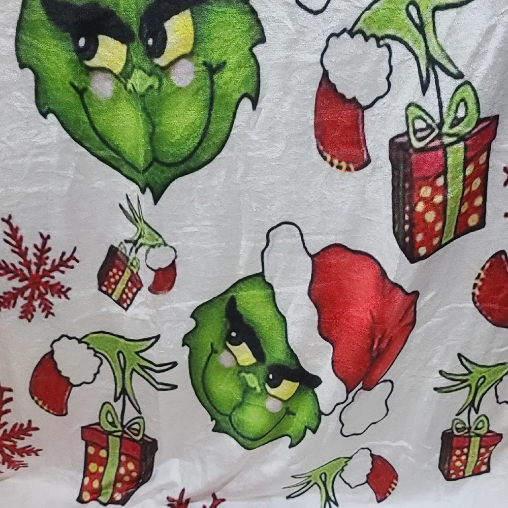 Holiday Grinch Cozy Oversized Throw Blanket - Christmas NWT